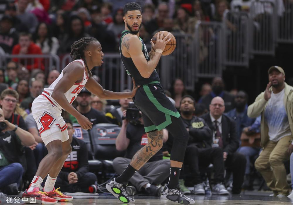 火炬沿着新 火炬沿着新