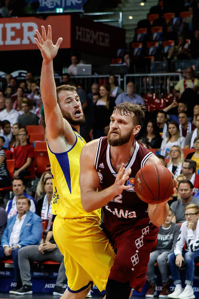 置更加尴尬 置更加尴尬